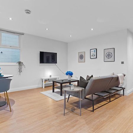 Modern Apartments London With Free Wifi Екстер'єр фото