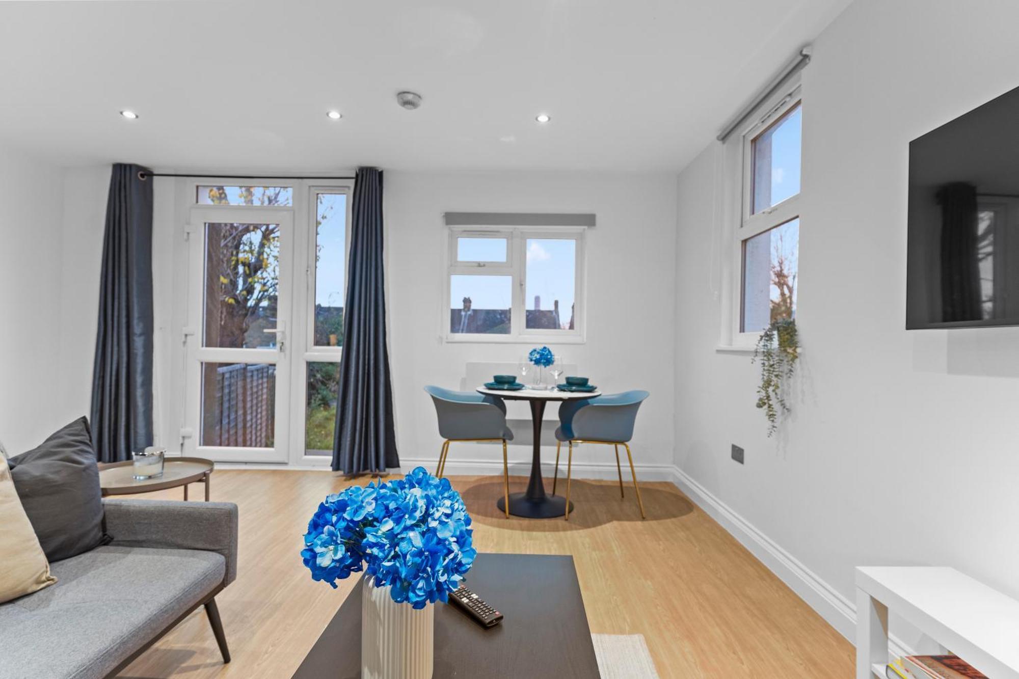 Modern Apartments London With Free Wifi Екстер'єр фото