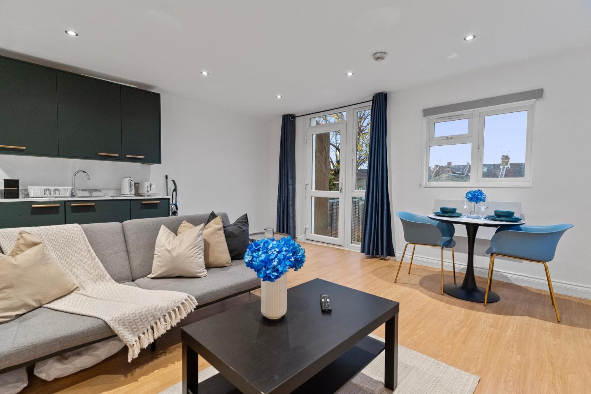 Modern Apartments London With Free Wifi Екстер'єр фото