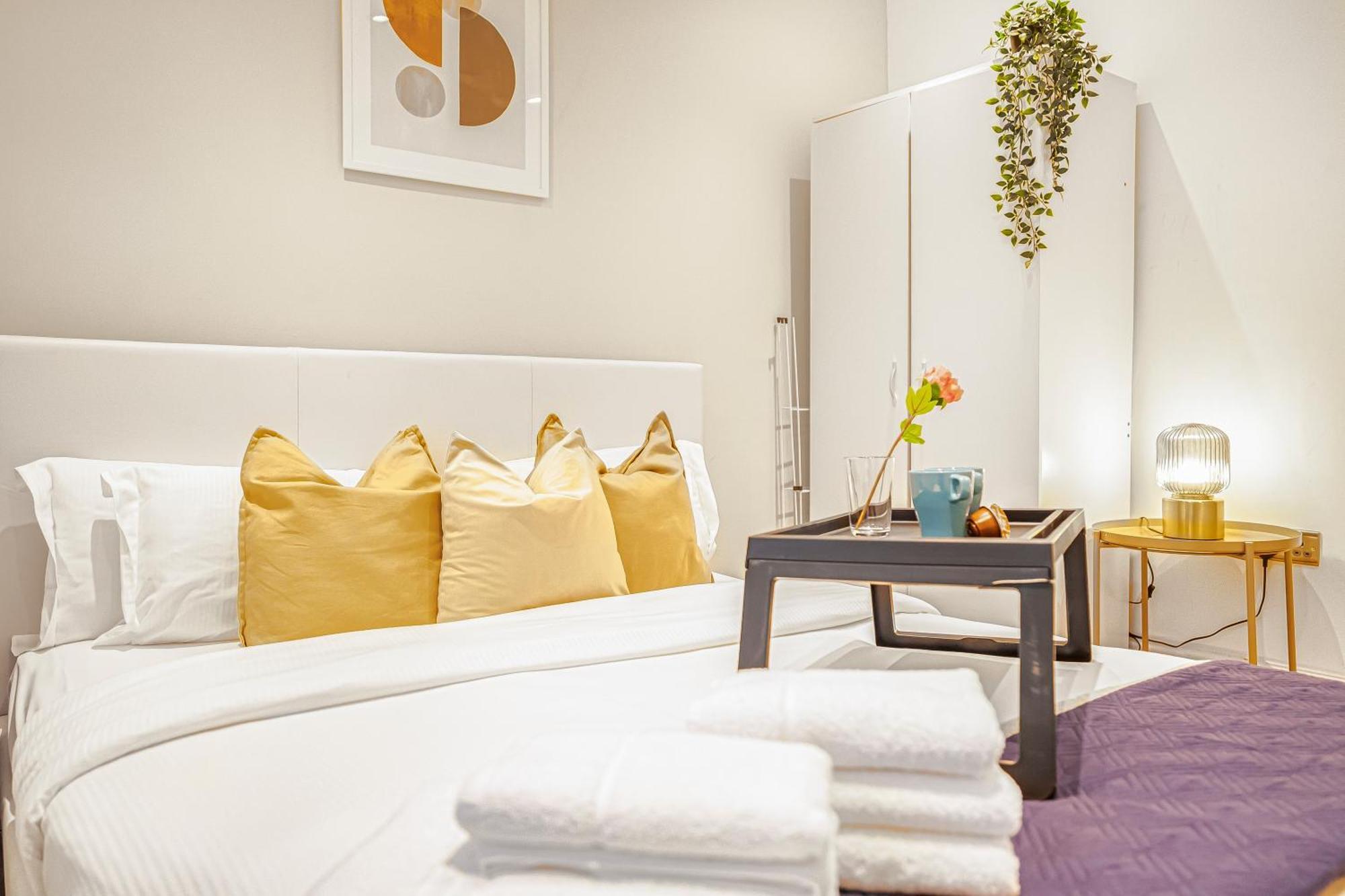 Modern Apartments London With Free Wifi Екстер'єр фото