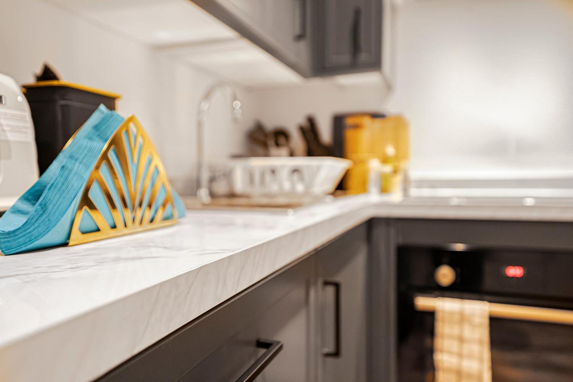 Modern Apartments London With Free Wifi Екстер'єр фото